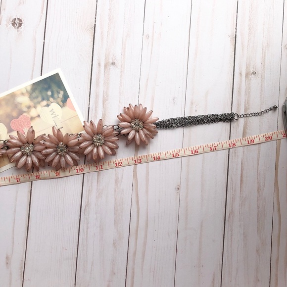 Anthropologie Pale blush Necklace - Picture 6 of 8